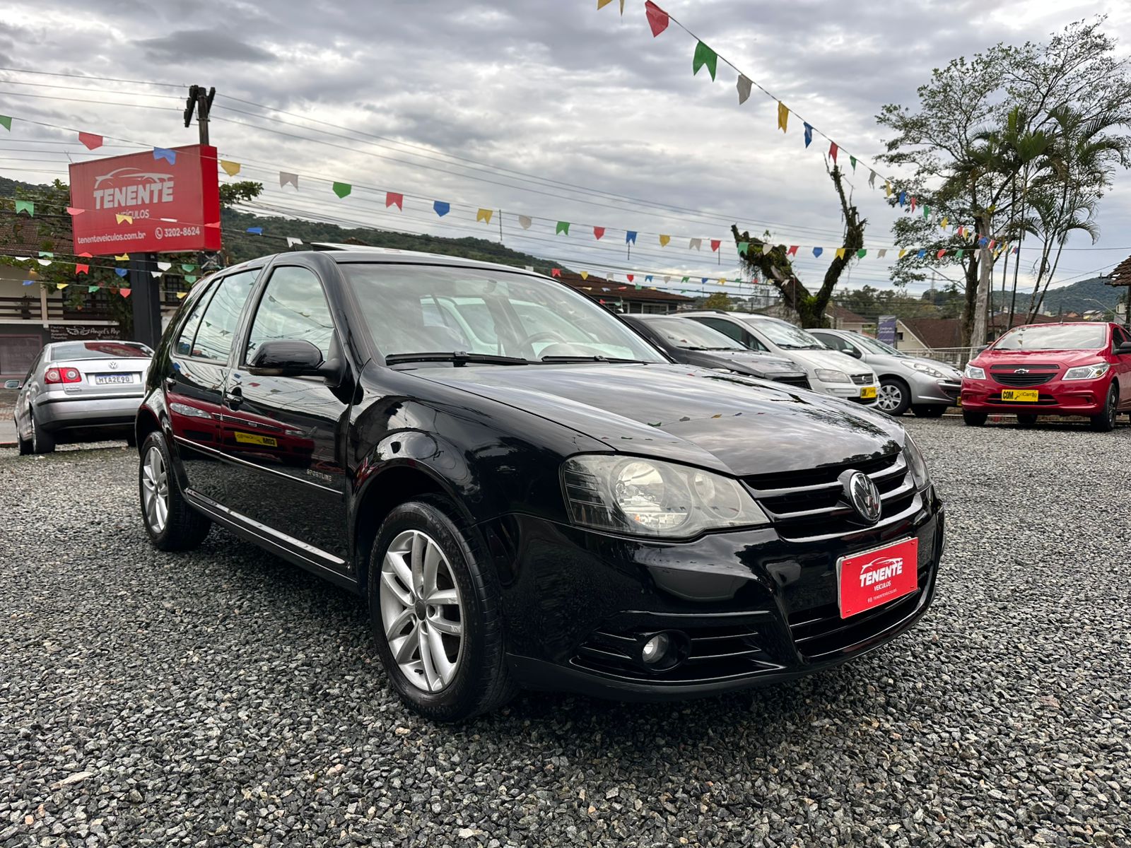 VOLKSWAGEN GOLF 2.0 AUTOMÁTICO 